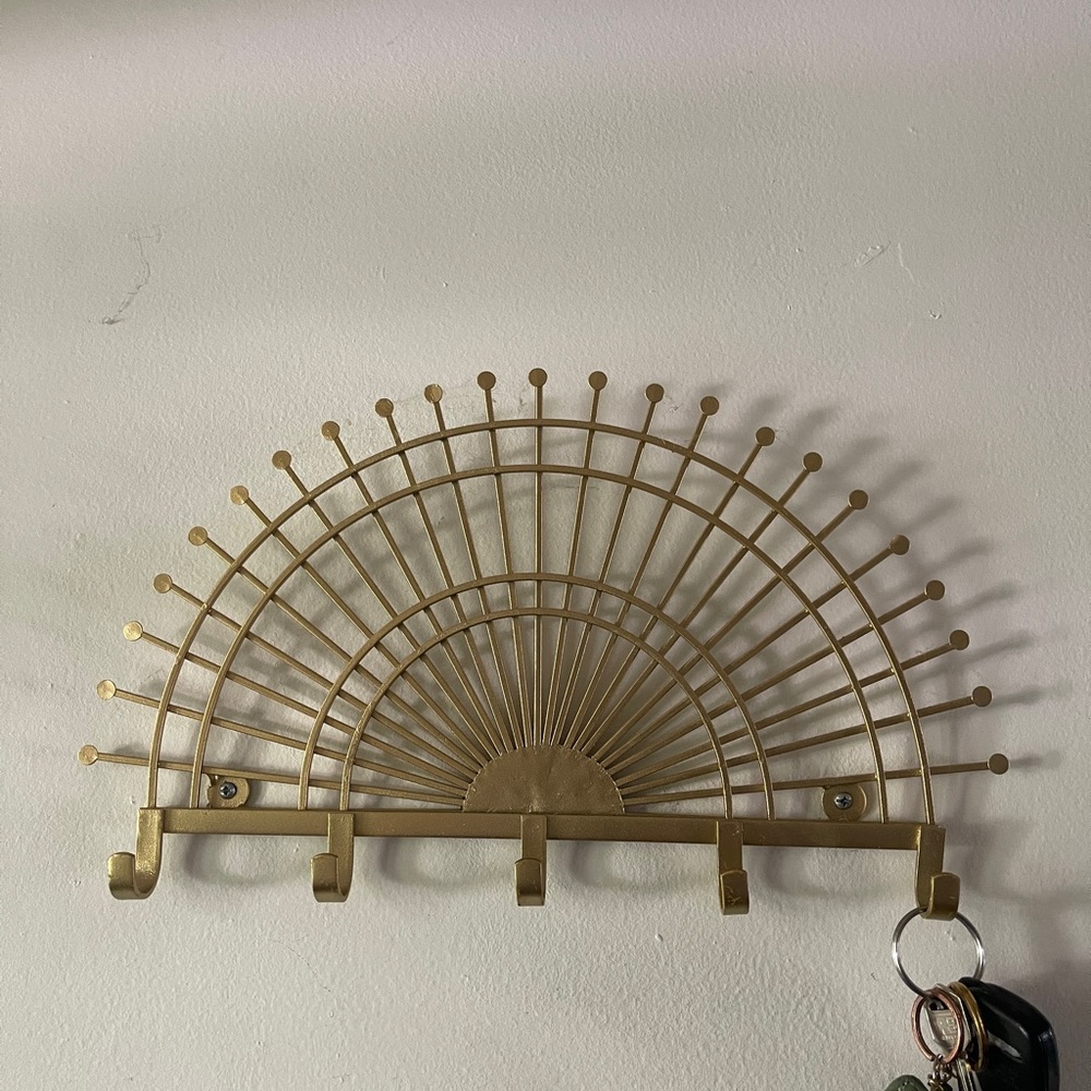 Gold sun necklace / key hanger rack